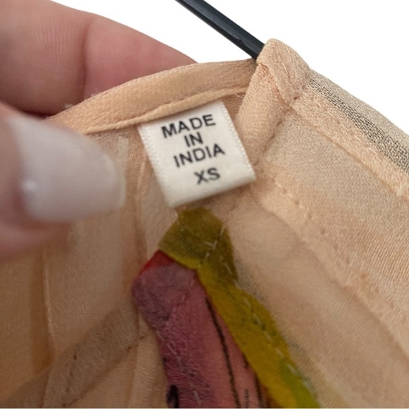 One Fine Day Anthropologie Rayon Tea Rose Semi Sheer Blouse I Size: XS - Picture 7 of 9